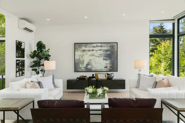 feature image of Should You Renovate Your Las Vegas Home Before Selling in 2027? 