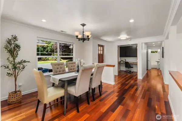 6306 258th AVE NE, Redmond, WA 98053