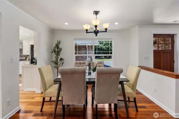 6306 258th AVE NE, Redmond, WA 98053