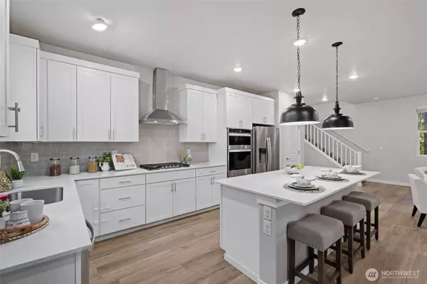 17511 SE 254th ST, Covington, WA 98042