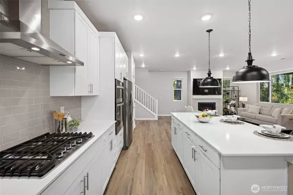 17511 SE 254th ST, Covington, WA 98042