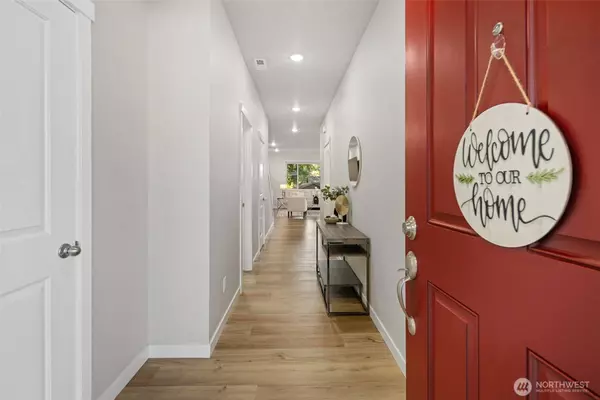 17511 SE 254th ST, Covington, WA 98042