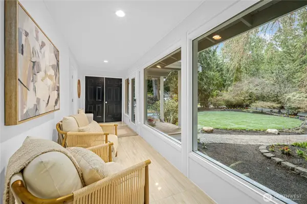 1626 W Beaver Lake DR SE, Sammamish, WA 98075