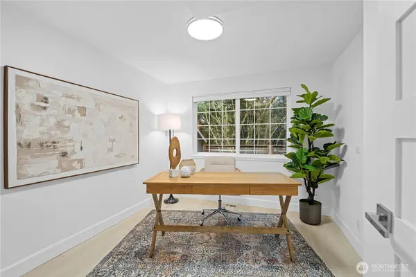 1626 W Beaver Lake DR SE, Sammamish, WA 98075