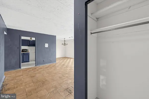 2606 INDIAN DR #1-C, Alexandria, VA 22303