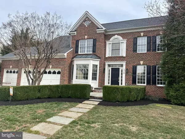 13548 HERITAGE FARMS DR, Gainesville, VA 20155