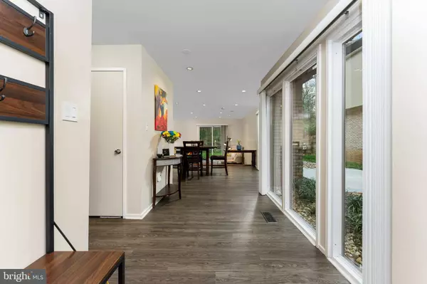 12134 QUORN LN, Reston, VA 20191