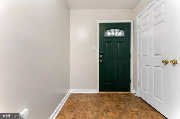 5311 YELLOW TURTLE PL, Woodbridge, VA 22193