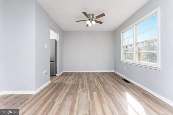 12346 WOODLAWN CT, Woodbridge, VA 22192