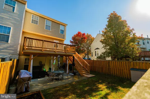 12048 ELLIOTS OAK PL, Bristow, VA 20136