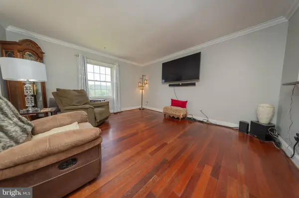 4179 FIERY RUN RD, Linden, VA 22642