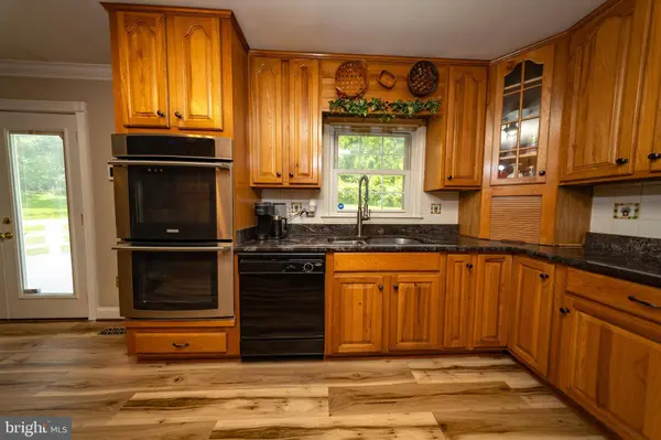 4179 FIERY RUN RD, Linden, VA 22642