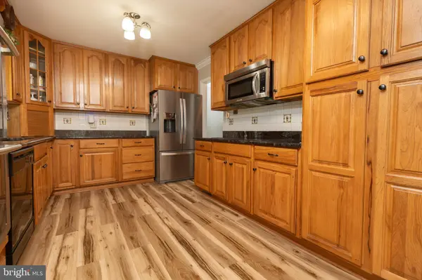 4179 FIERY RUN RD, Linden, VA 22642