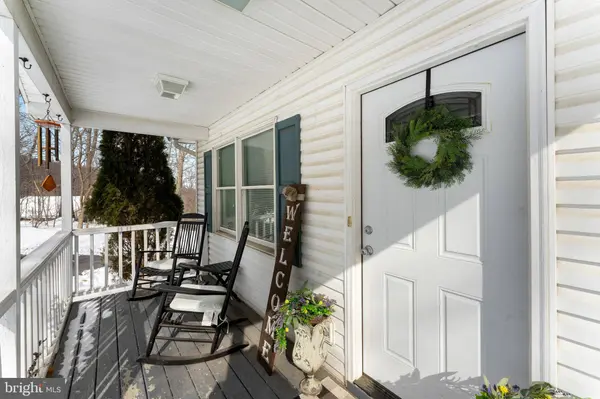 250 RIDGE TOP LN, Linden, VA 22642