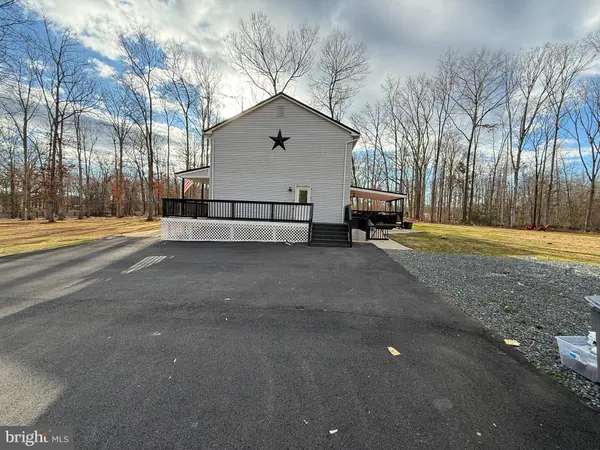 10554 BRENT TOWN RD, Catlett, VA 20119