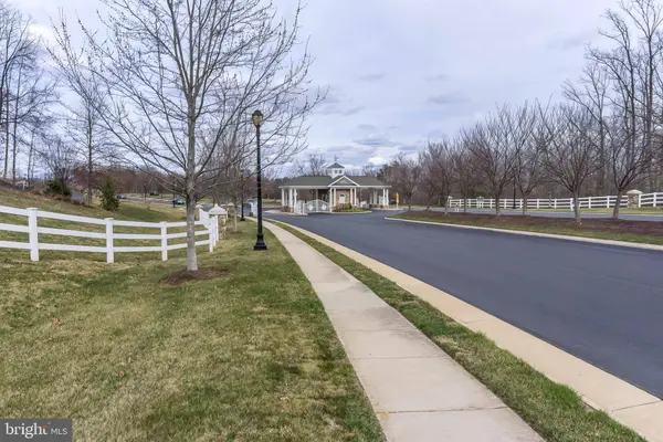 4079 GREAT HARVEST CT, Dumfries, VA 22025