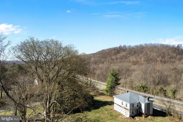 31 ORCHARD RD, Lovingston, VA 22949