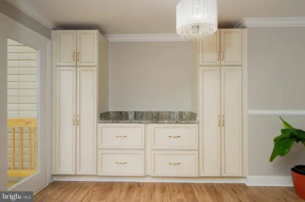 9203 SHEFFIELD HUNT CT, Lorton, VA 22079