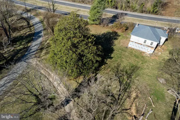 31 ORCHARD RD, Lovingston, VA 22949