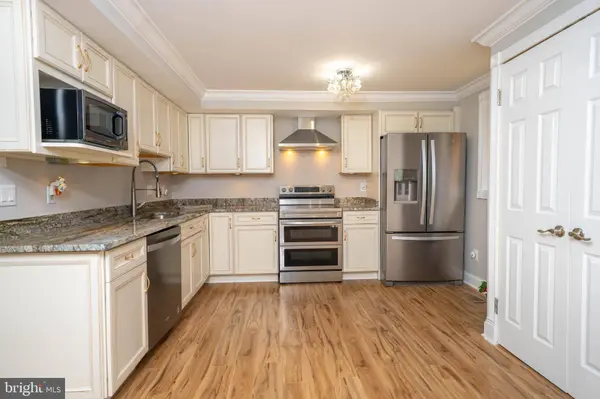 9203 SHEFFIELD HUNT CT, Lorton, VA 22079