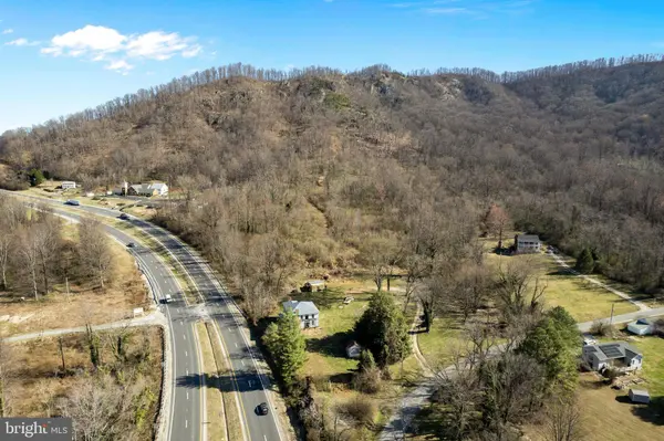 31 ORCHARD RD, Lovingston, VA 22949