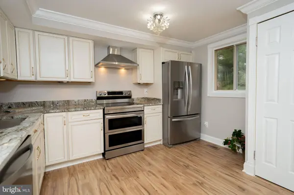 9203 SHEFFIELD HUNT CT, Lorton, VA 22079