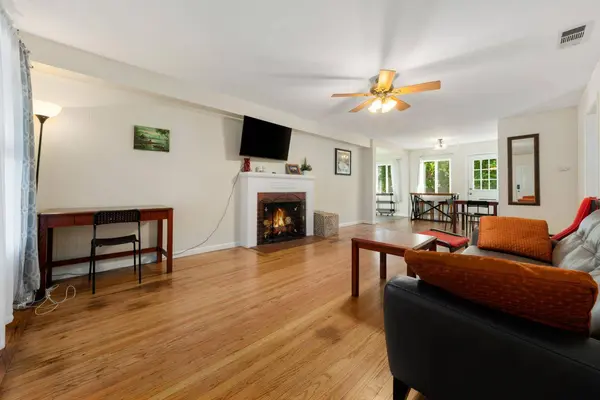 4400 40th AVE, Sacramento, CA 95824