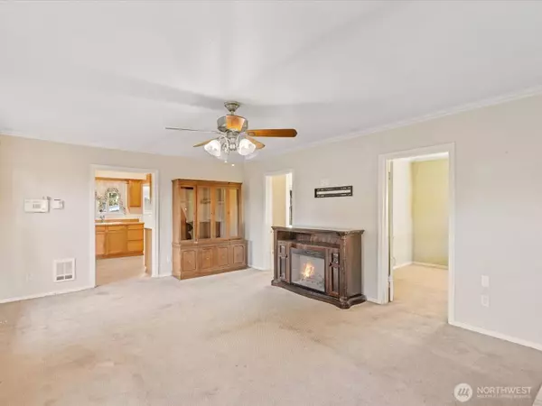 4222 71st AVE NE, Marysville, WA 98270