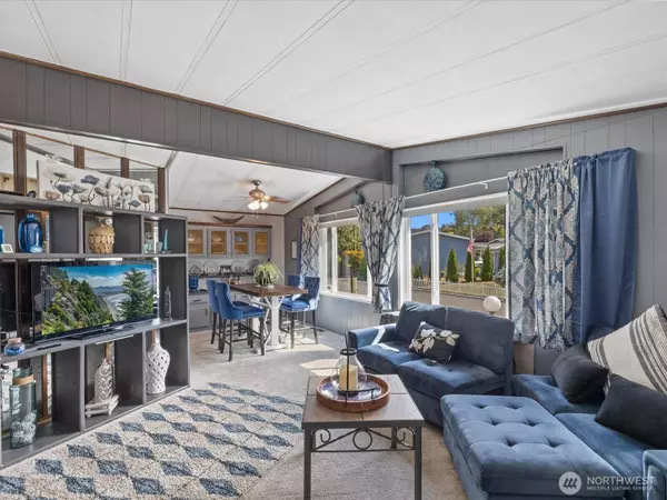 5900 64th ST NE #232, Marysville, WA 98270