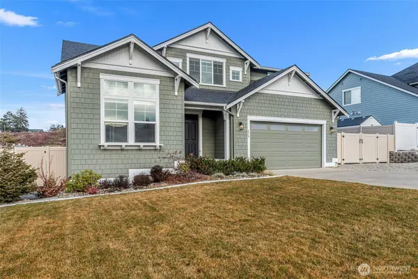 2079 Legacy PL SE, East Wenatchee, WA 98802