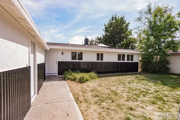 1116 Lovejoy Street, Idaho Falls, ID 83401