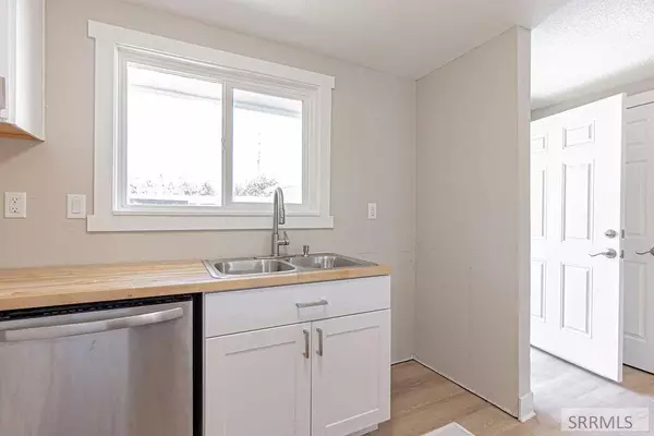 1116 Lovejoy Street, Idaho Falls, ID 83401