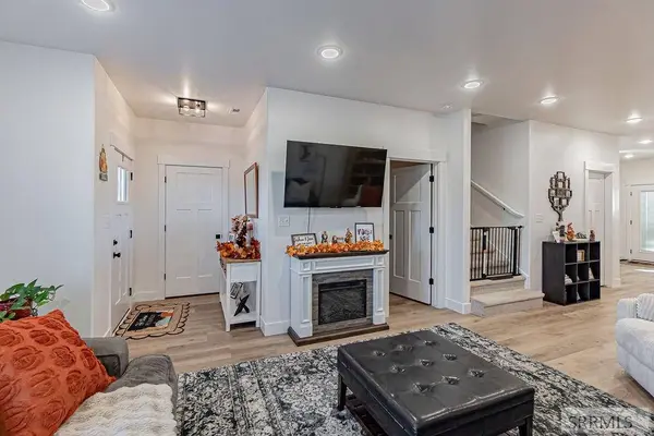 1386 Fremont Ave, Idaho Falls, ID 83402