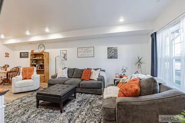 1386 Fremont Ave, Idaho Falls, ID 83402