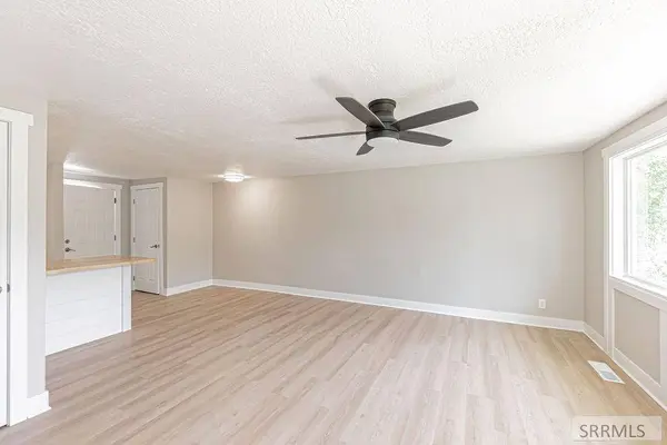 1116 Lovejoy Street, Idaho Falls, ID 83401