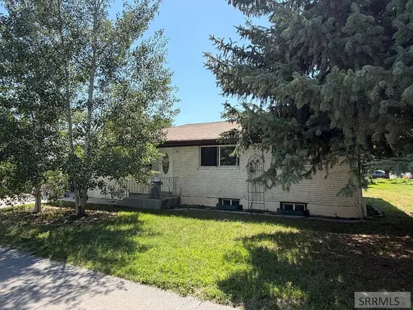1530 June Avenue