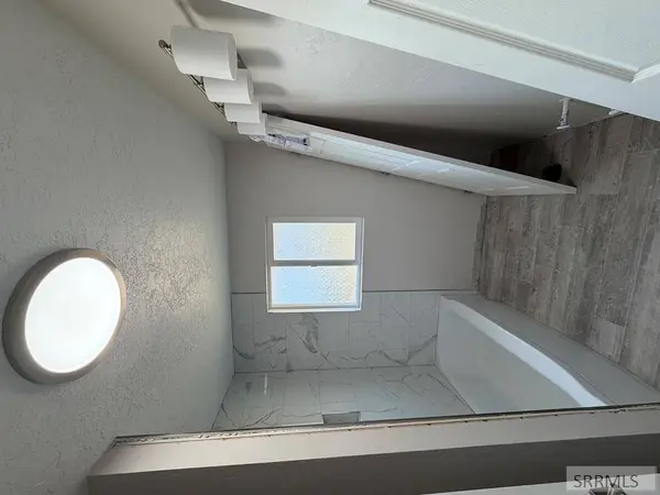 1530 June Avenue, Idaho Falls, ID 83404
