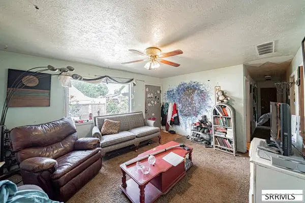 610 Elaine Street, Blackfoot, ID 83221