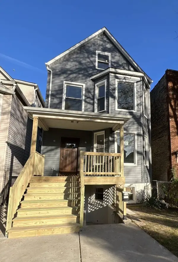 4339 N Whipple ST, Chicago, IL 60618