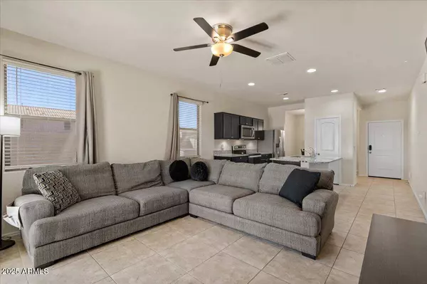 11397 E WALLFLOWER Lane, Florence, AZ 85132