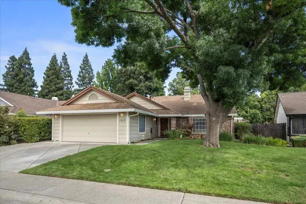 1313 Rolling Hills DR, Roseville, CA 95661