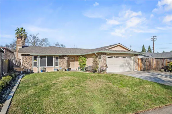 8949 Genoa AVE, Orangevale, CA 95662