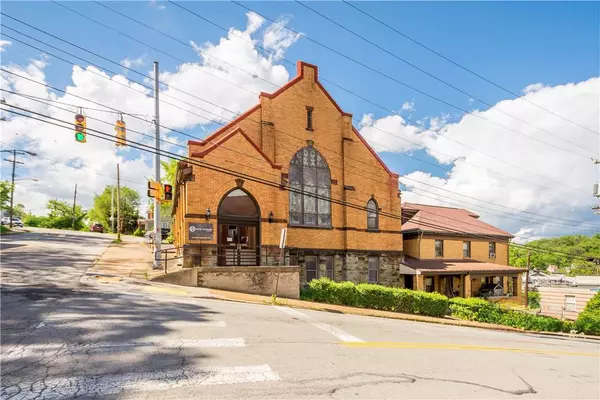 912 Lorenz Ave, Elliott, PA 15220