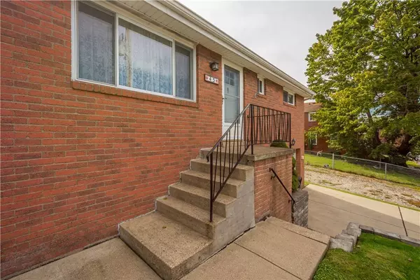 45 Harlem Ave, Stowe Twp, PA 15136