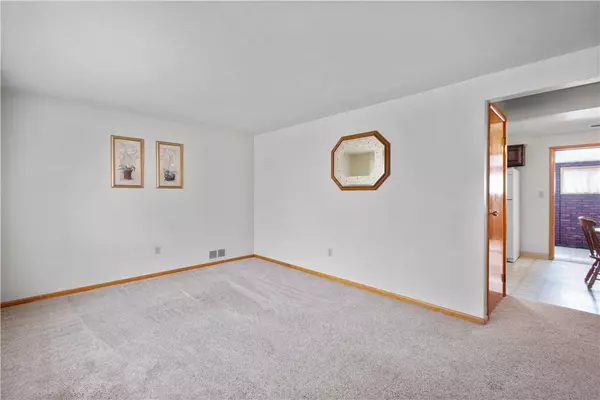 45 Harlem Ave, Stowe Twp, PA 15136