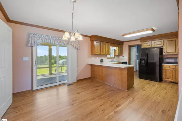 108 Cranes Crossing Drive, West Union, SC 29696