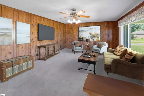 108 Cranes Crossing Drive, West Union, SC 29696