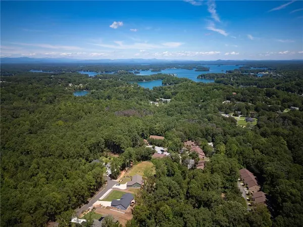 531 Sullivans Way, Seneca, SC 29672