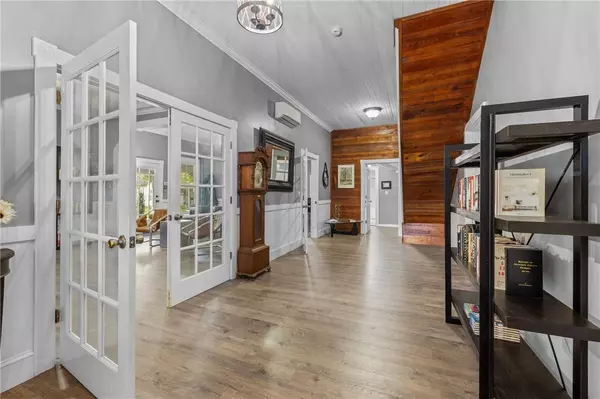 8700 Hwy 24, Townville, SC 29689