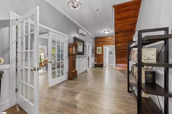 8700 Hwy 24, Townville, SC 29689